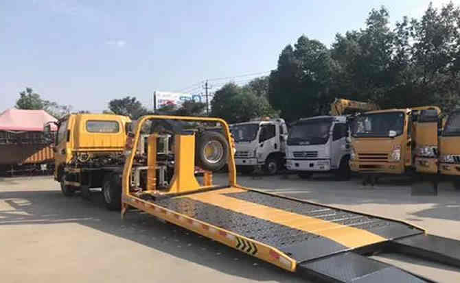 崇信汽车中途维修案例
